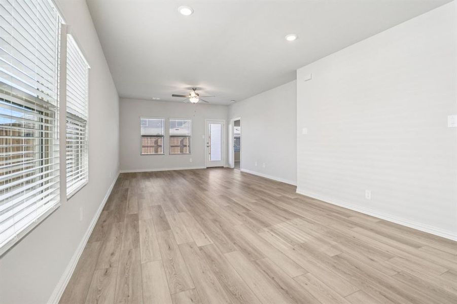 Photo is not of the actual home, but is an inspirational photo of builder’s model home and may depict options, furnishings, and/or decorator features that are not included.