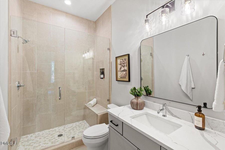 025-7824 Ailesbury Rd 025-7824 Ailesbury Rd