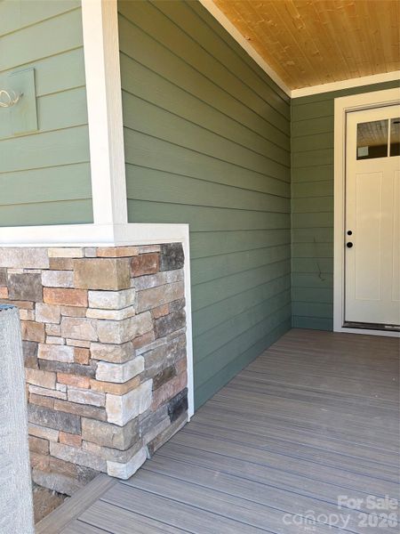 Exterior Features