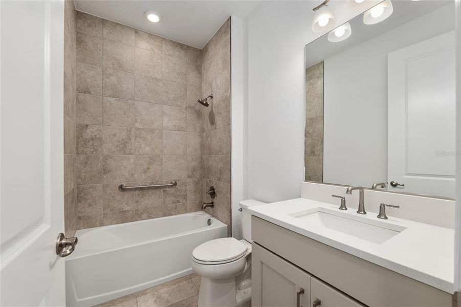 Furnished interior view inside a new home in , Ocala (Image 35).