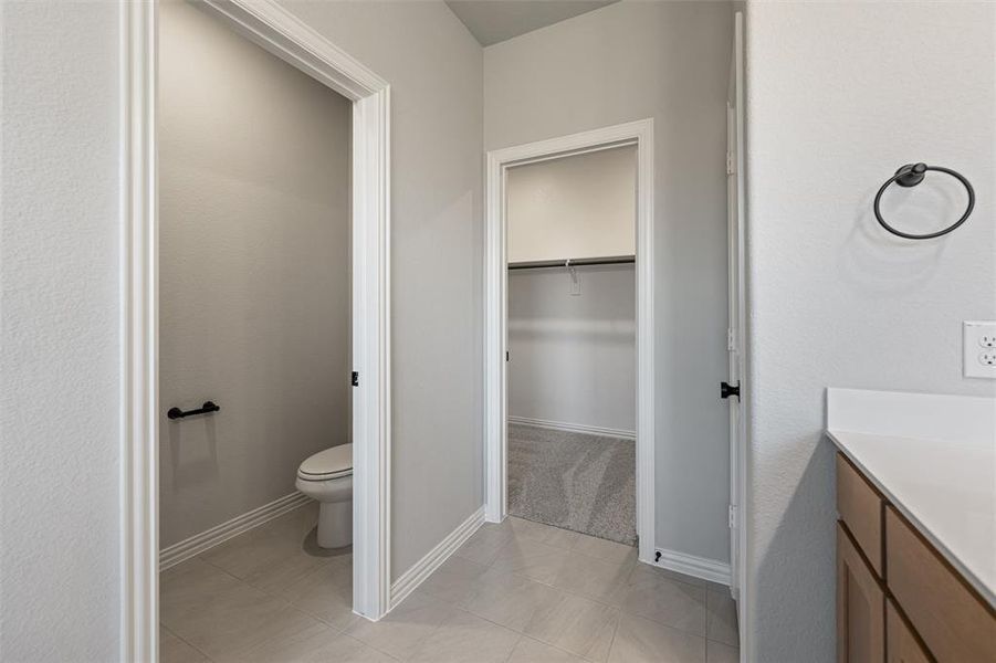 Furnished interior view inside a new home in Morningstar, Aledo (Image 8).