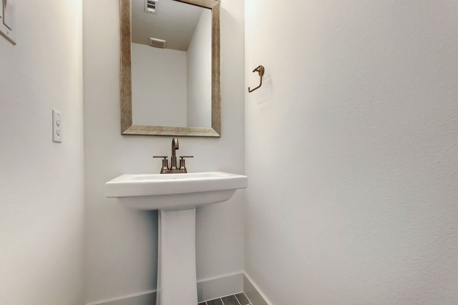 621 Damsel June - Powder Bathroom