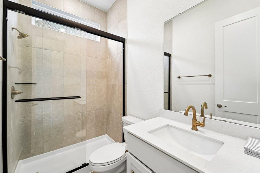 REPRESENTATIVE OF FLOOR PLAN ONLY REPRESENTATIVE OF FLOOR PLAN ONLY