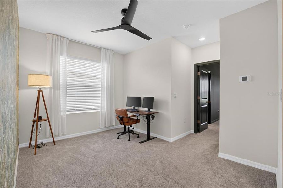 Furnished interior view inside a new home in , Plant City (Image 18).