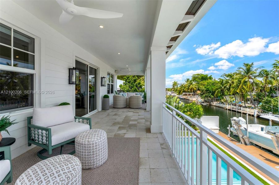Exterior details and patio area of a home in , Tavernier (Image 31).