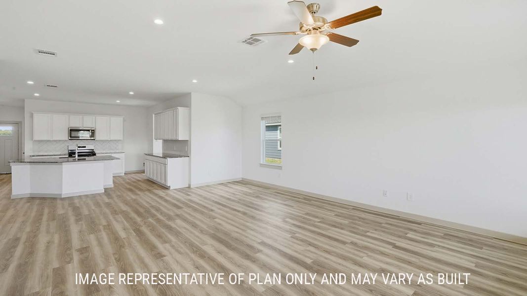 Representative unfurnished interior of a home built from the Kingston by D.R. Horton in China Grove, China (Image 18).