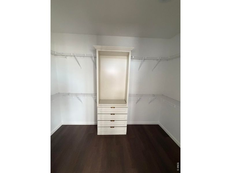 Spacious, unfurnished interior of a new home in , Nunn (Image 15).