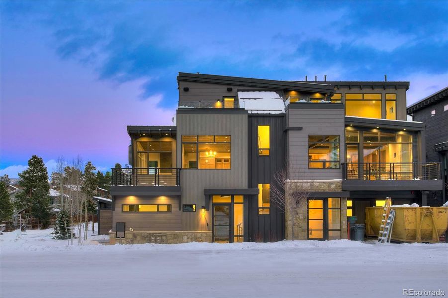 Image 24 of a home in . Image 24 of a home in .