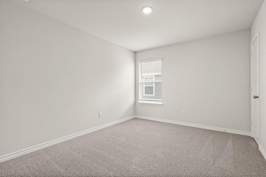 Spacious, unfurnished interior of a new home in Sycamore Landing, Fort Worth (Image 9). Spacious, unfurnished interior of a new home in Sycamore Landing, Fort Worth (Image 9).
