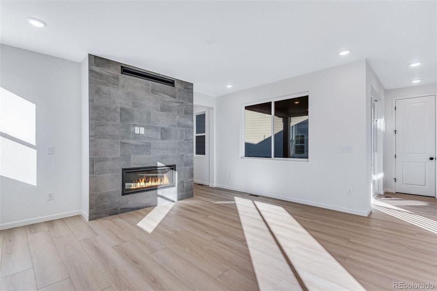 Spacious, unfurnished interior of a new home in Painted Prairie, Aurora (Image 28). Spacious, unfurnished interior of a new home in Painted Prairie, Aurora (Image 28).