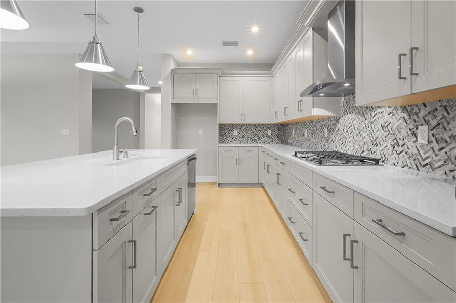 Furnished interior view inside a new home in Cresswind at Lake Harris, Tavares (Image 7).