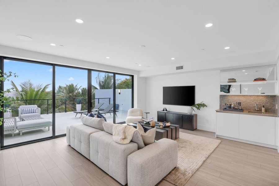 408 Southeast 2nd St - 68.jpg-SMALL