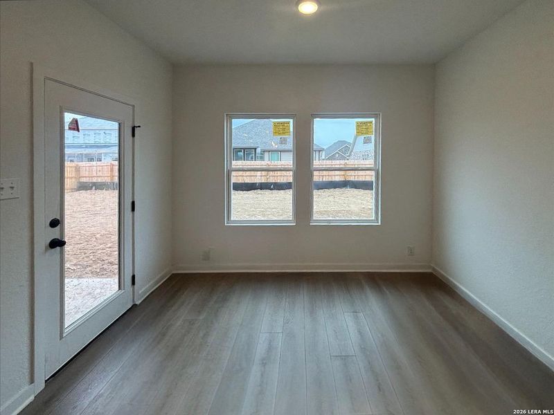 Spacious, unfurnished interior of a new home in , Schertz (Image 15).