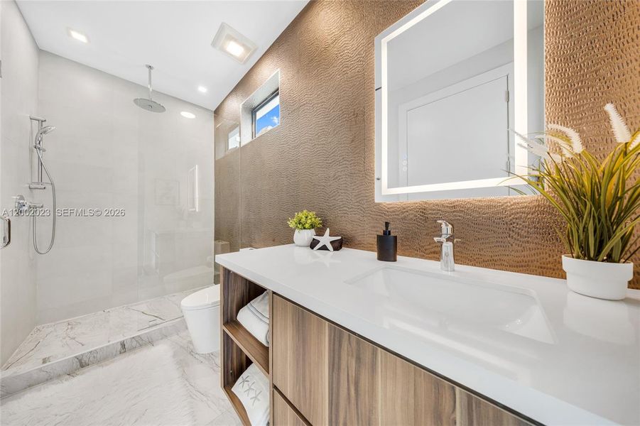 Furnished interior view inside a new home in , Fort Lauderdale (Image 19).