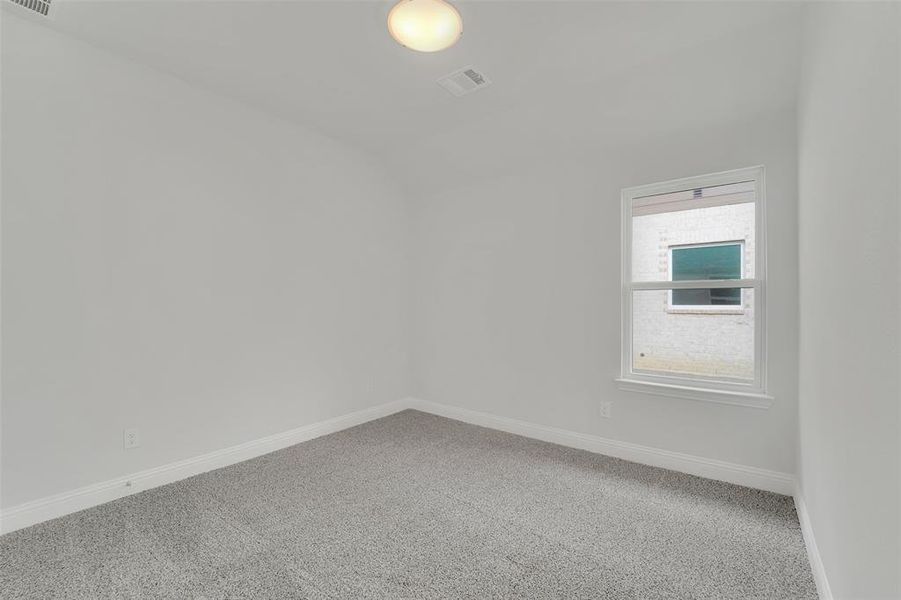 Spacious, unfurnished interior of a new home in , Princeton (Image 15).