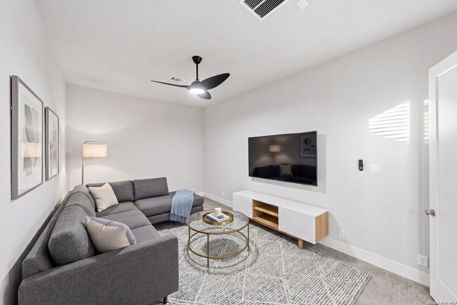 Furnished interior view inside a new home in Ventana, Bulverde (Image 14).