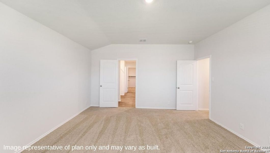 Spacious, unfurnished interior of a new home in Langdon, San Antonio (Image 13).