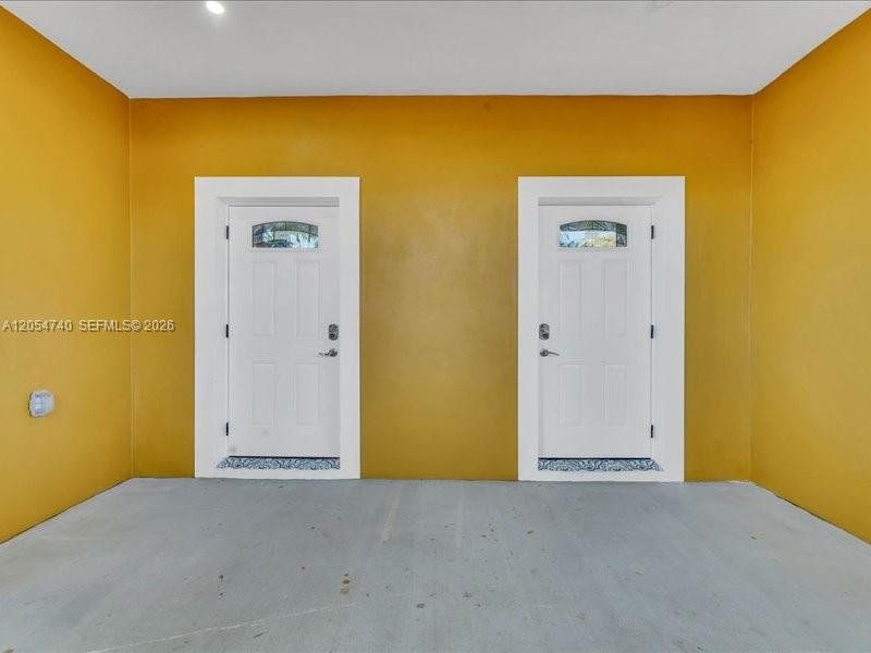 Image 9 of a home in . Image 9 of a home in .