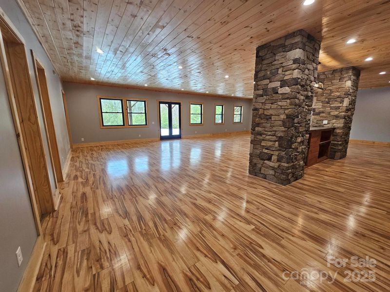 Spacious, unfurnished interior of a new home in , Morganton (Image 14). Spacious, unfurnished interior of a new home in , Morganton (Image 14).