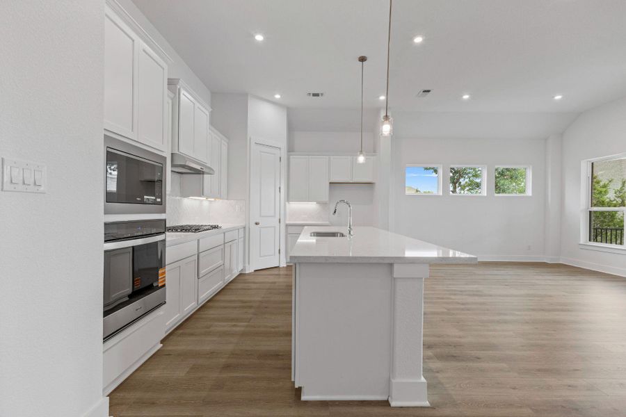 Stunning finishes in Light & Bright Kitchen