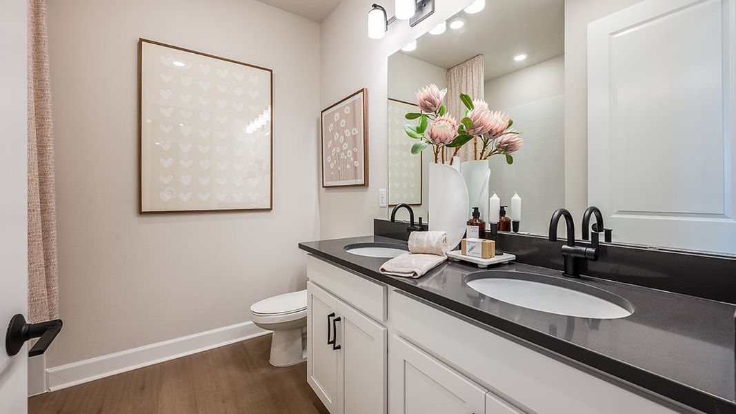 Representative furnished interior of a home built from the Longboat by Taylor Morrison in Timber Ridge, Plant City (Image 11).