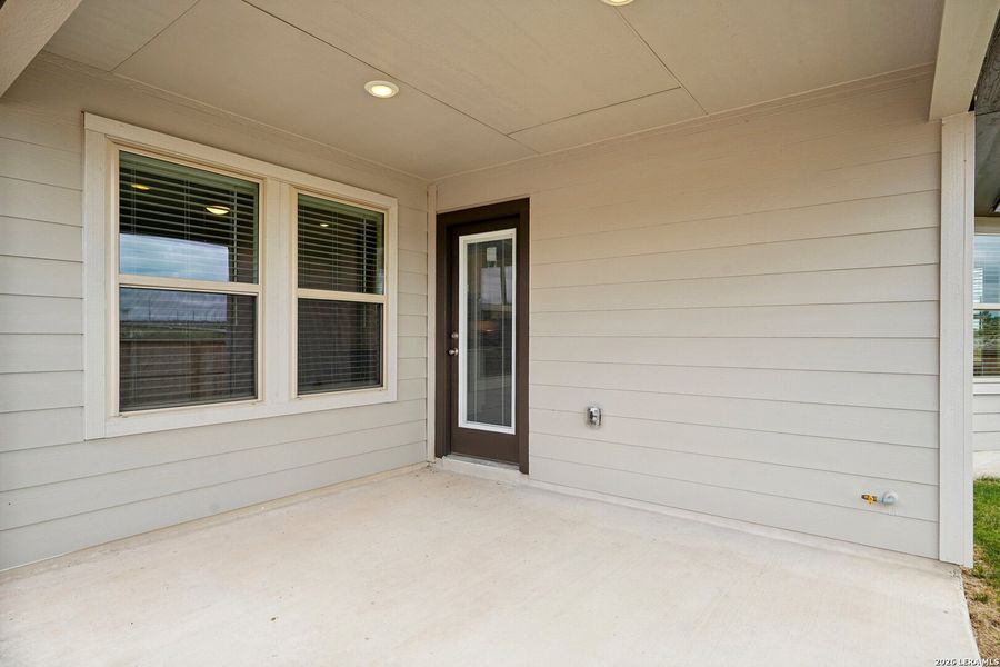 Exterior details and patio area of a home in Arcadia Ridge - Premier Series, San Antonio (Image 20). Exterior details and patio area of a home in Arcadia Ridge - Premier Series, San Antonio (Image 20).