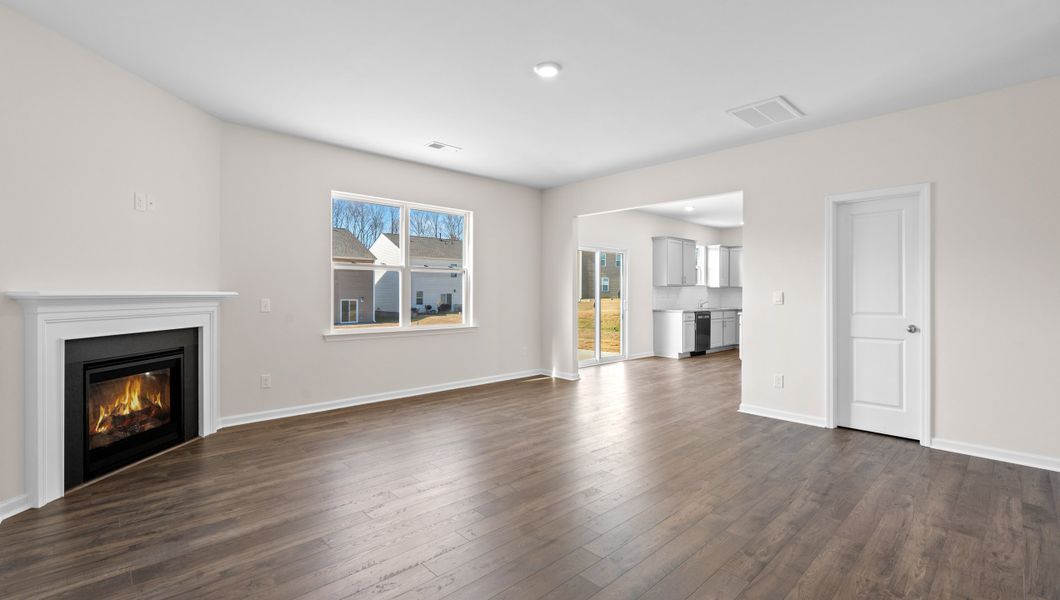 Representative unfurnished interior of a home built from the Biltmore by D.R. Horton in Hunters Ridge, Woodruff (Image 21).