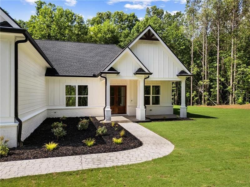 Front exterior of a new home in , Jasper, GA, highlighting curb appeal (Image 2).