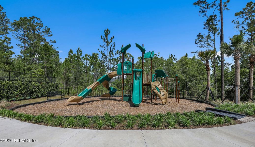 Community amenities in , St. Johns (Image 7).