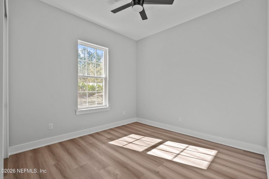 Spacious, unfurnished interior of a new home in , Palatka (Image 12).