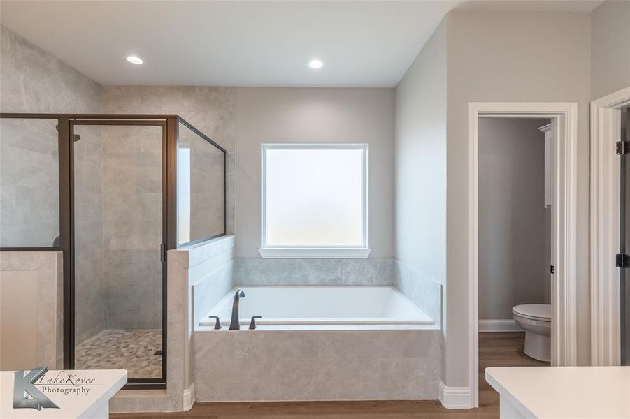 Furnished interior view inside a new home in , Abilene (Image 4).