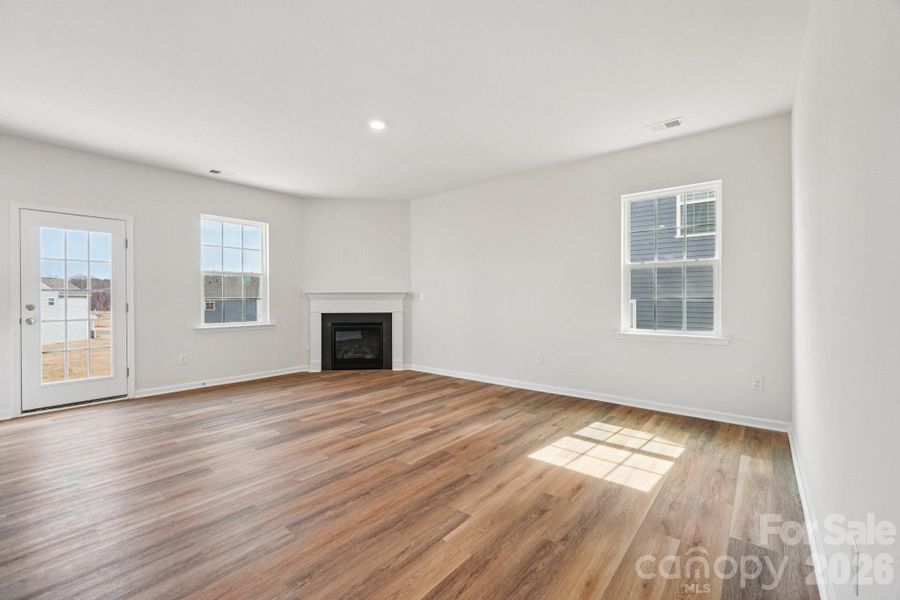 Spacious, unfurnished interior of a new home in Cline Village, Conover (Image 11).