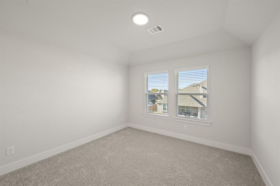 Spacious, unfurnished interior of a new home in Hayes Crossing - Phase 2, Midlothian (Image 23).