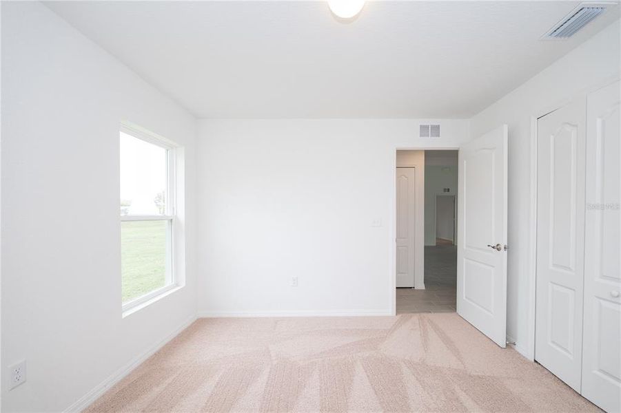 Spacious, unfurnished interior of a new home in , Frostproof (Image 7).