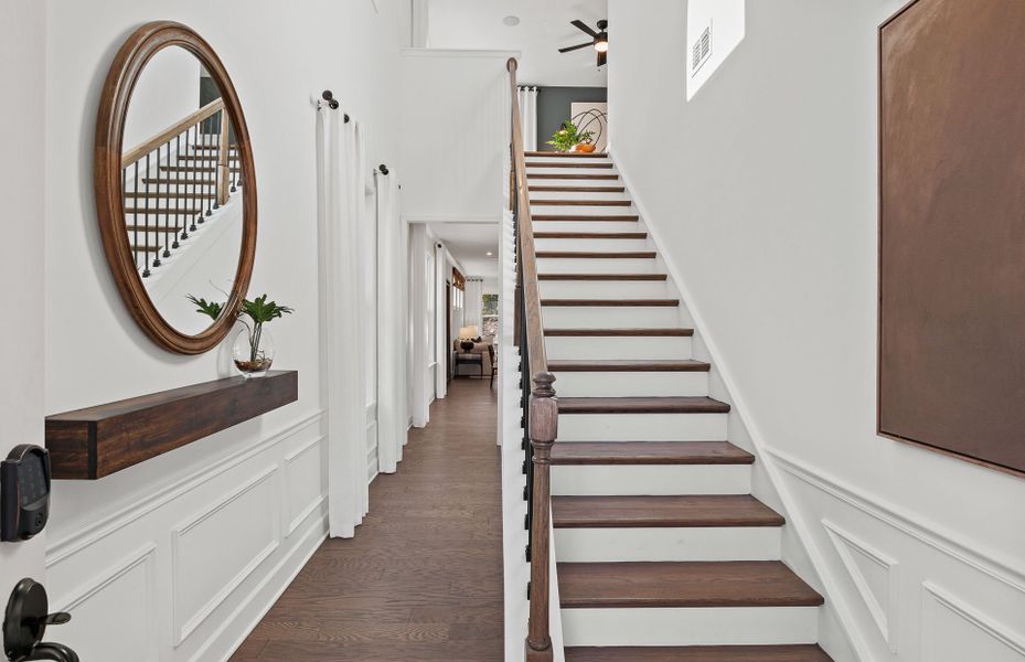 Representative furnished interior of a home built from the Hallmark by Del Webb in Del Webb Southern Oaks, Newnan (Image 16).