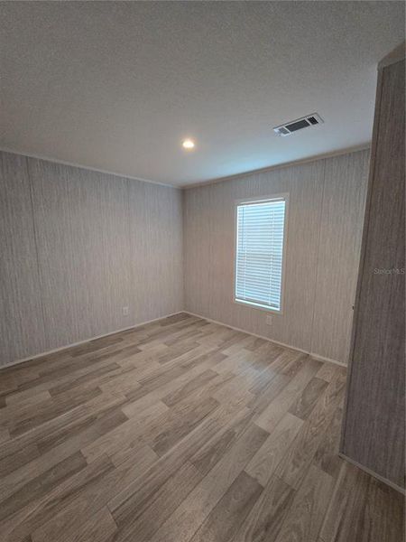 Spacious, unfurnished interior of a new home in , Englewood (Image 16).