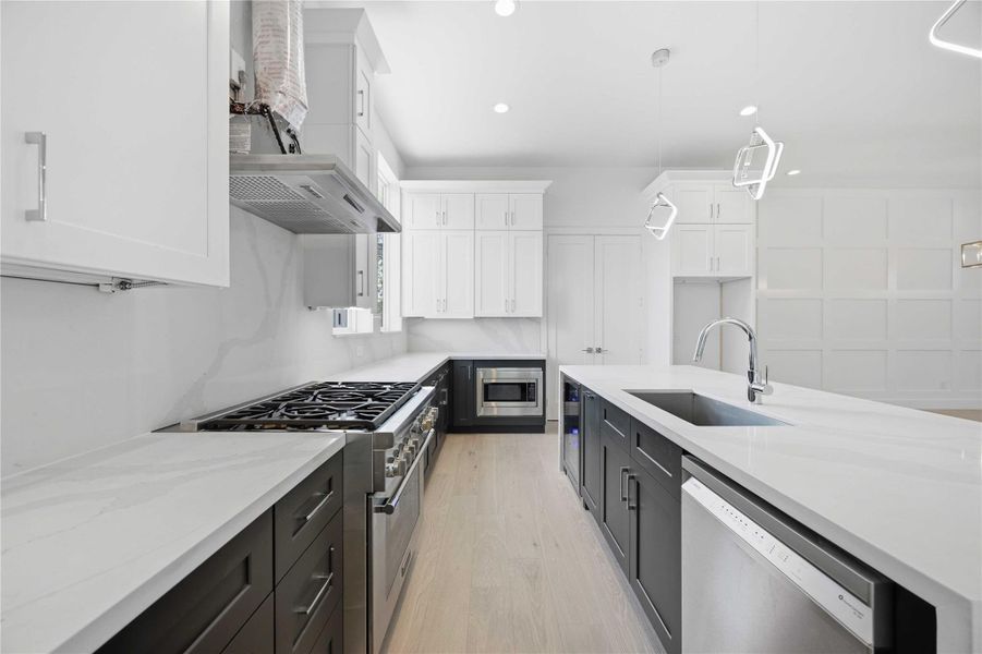 Furnished interior view inside a new home in , Houston (Image 15).