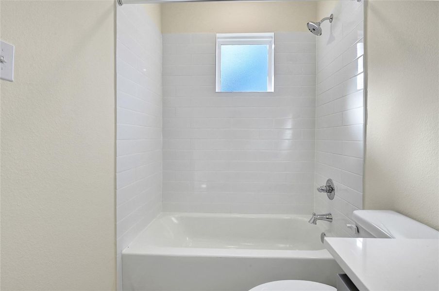 Image 30 of a home in Aldine Pines.