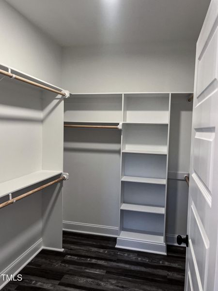 6DBD0AC9-F858-4F1A-89E6-07E22F7286DD