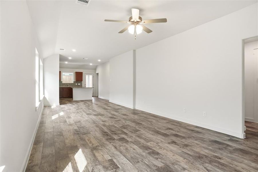Spacious, unfurnished interior of a new home in , Forney (Image 22).