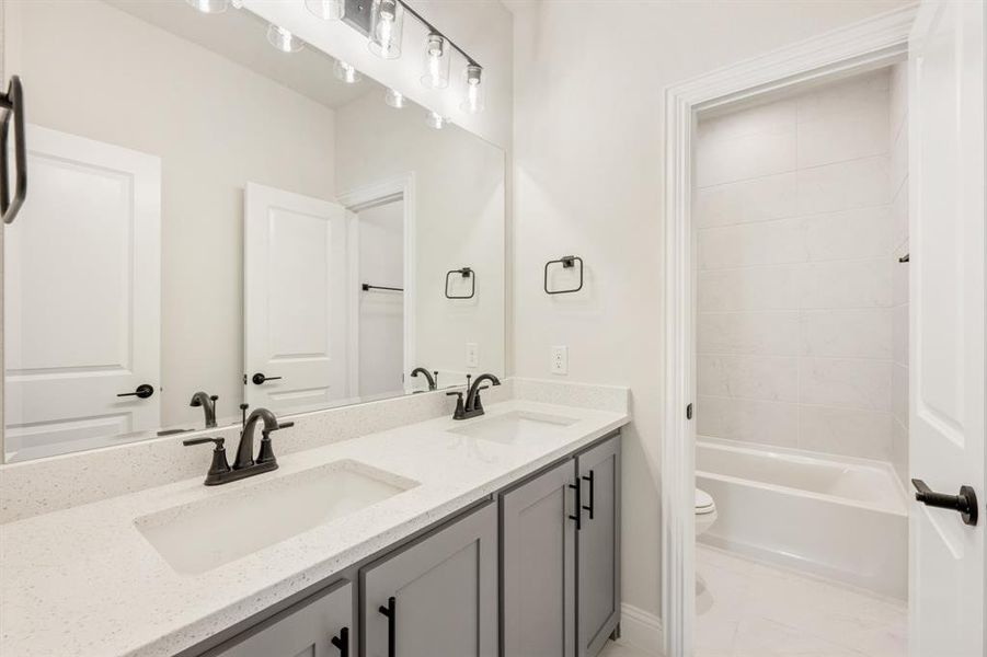 Furnished interior view inside a new home in Painted Tree, McKinney (Image 10). Furnished interior view inside a new home in Painted Tree, McKinney (Image 10).