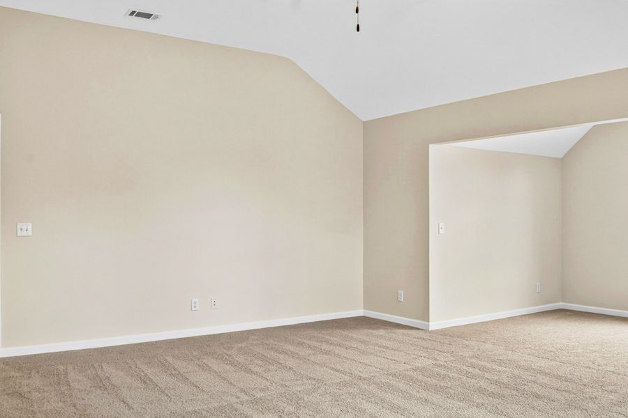 Representative unfurnished interior of a home built from the The Sunbury by RTS Homes in Doctor's Creek, Ludowici (Image 38).