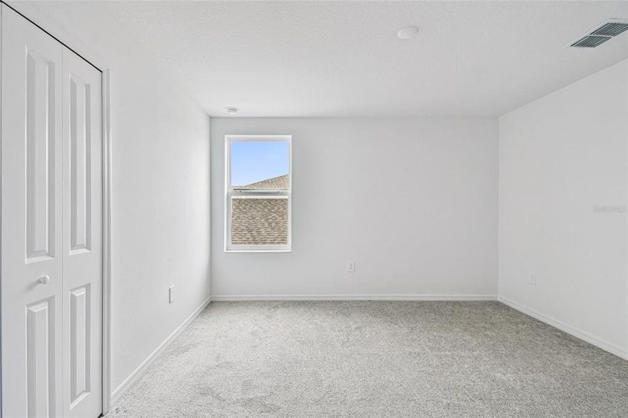 Spacious, unfurnished interior of a new home in Southpointe, Palmetto (Image 19).