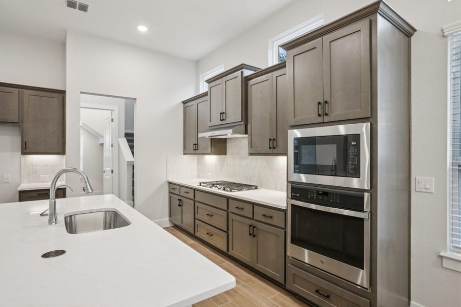 Furnished interior view inside a new home in 6 Creeks, Kyle (Image 26).