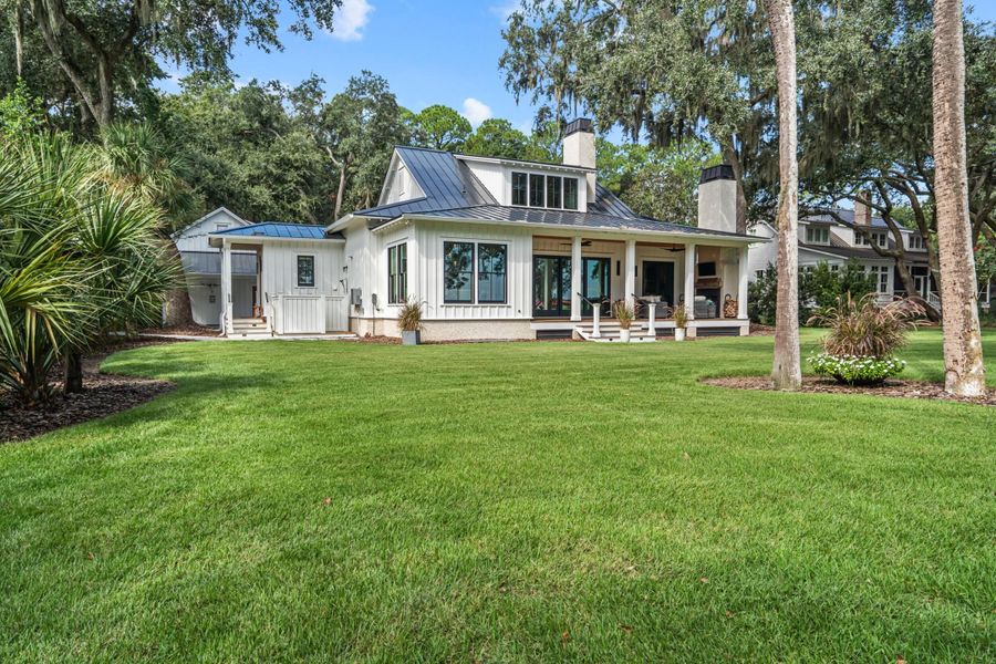 Exterior details and patio area of a home in , Beaufort (Image 27).