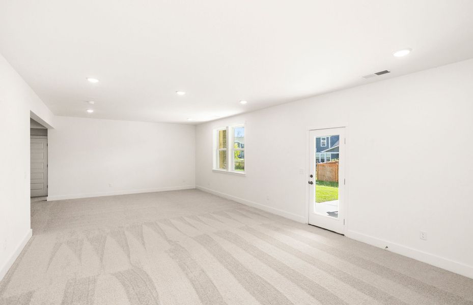 Spacious, unfurnished interior of a new home in Durham Farms, Hendersonville (Image 74). Spacious, unfurnished interior of a new home in Durham Farms, Hendersonville (Image 74).