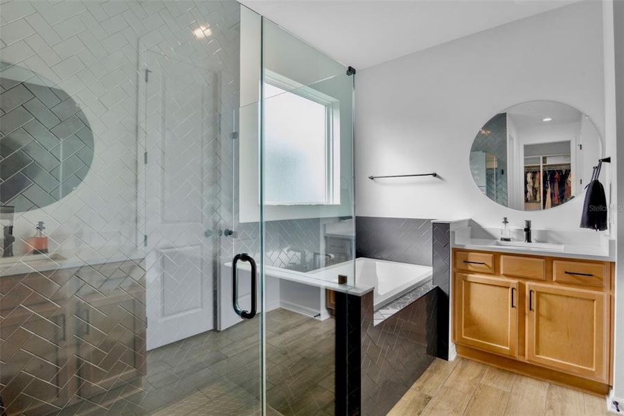 Furnished interior view inside a new home in , Parrish (Image 23).