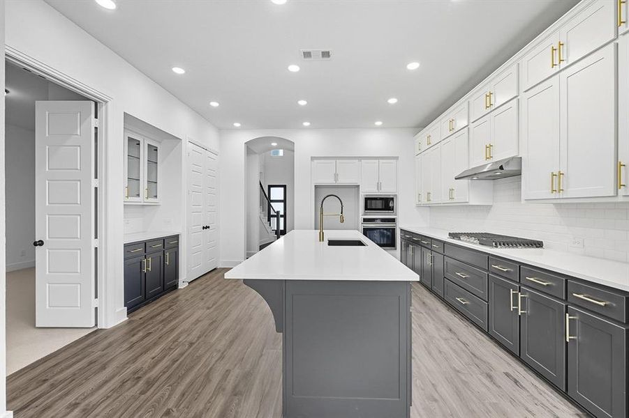 Furnished interior view inside a new home in Sandbrock Ranch: 50ft. lots, Aubrey (Image 10). Furnished interior view inside a new home in Sandbrock Ranch: 50ft. lots, Aubrey (Image 10).