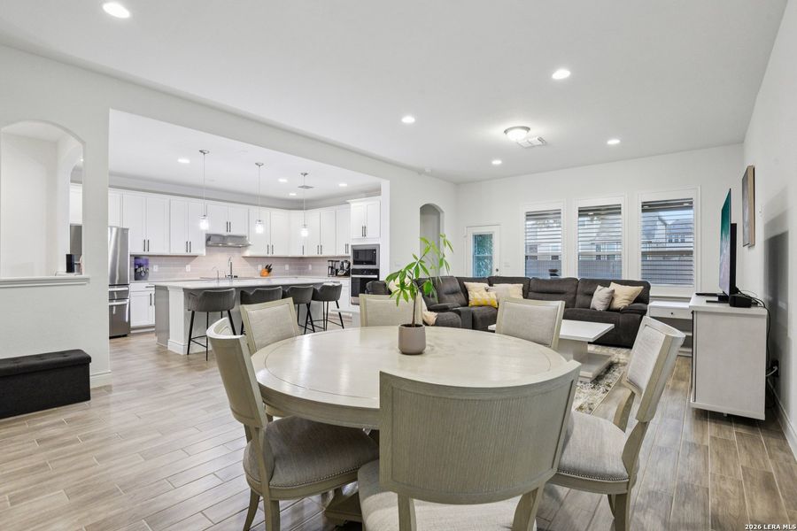 Furnished interior view inside a new home in Davis Ranch, San Antonio (Image 5).