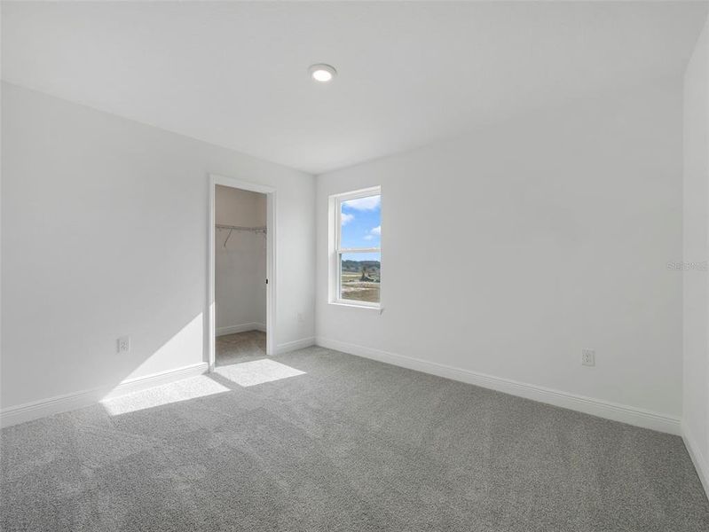 Spacious, unfurnished interior of a new home in Vintner Reserve, Clermont (Image 17). Spacious, unfurnished interior of a new home in Vintner Reserve, Clermont (Image 17).